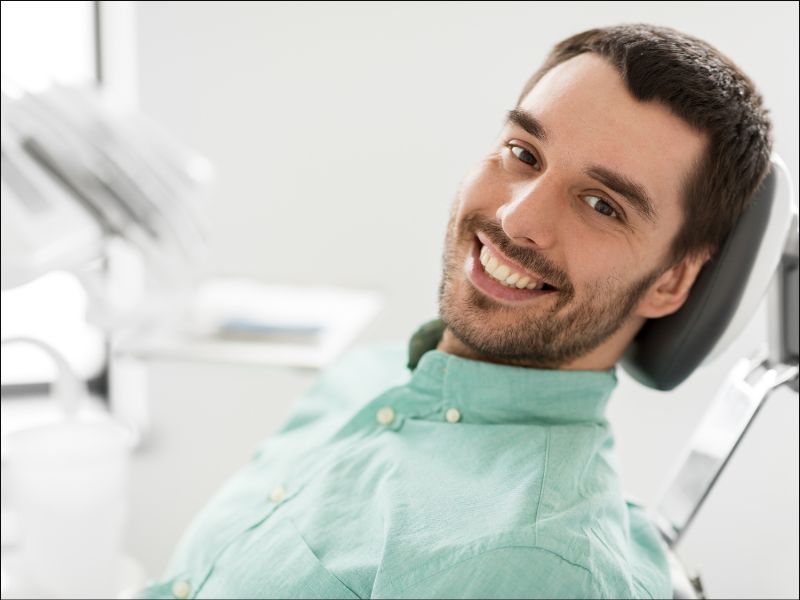 Paciente se decide a empezar un tratamiento dental o estético