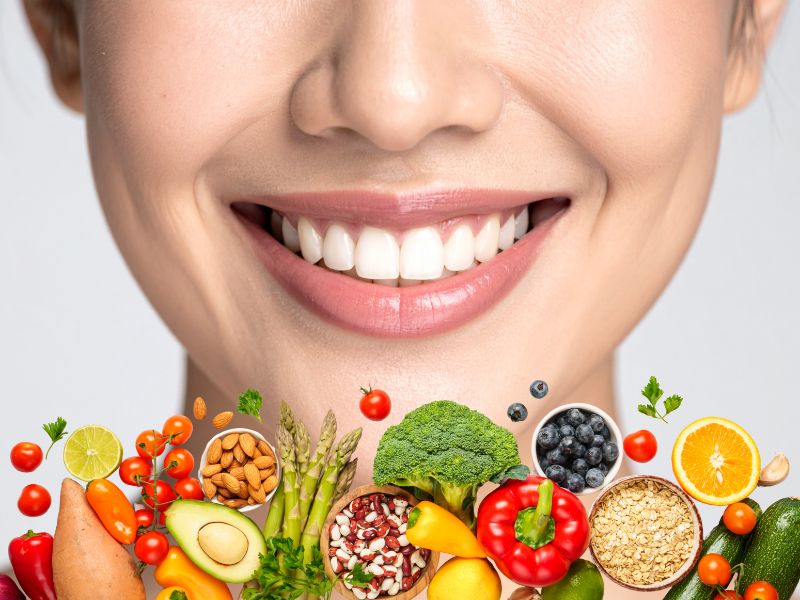 Alimentos buenos para los dientes como manzana, zanahoria y queso