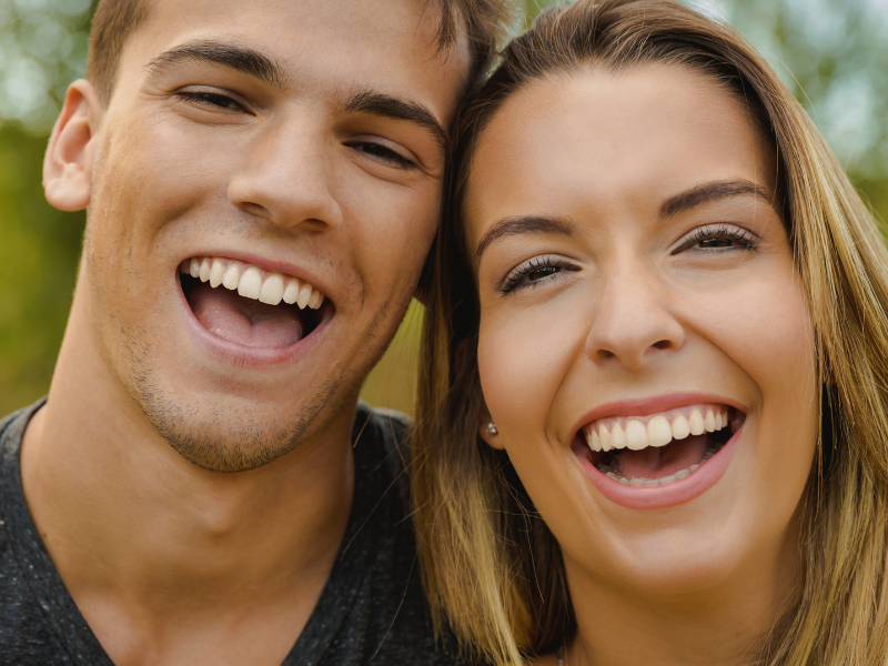 Rejuvenecimiento dental para recuperar una sonrisa más joven