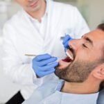 Importancia de las revisiones dentales periódicas para prevenir problemas dentales
